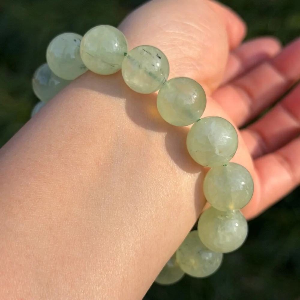 14mm stretchable‎ prehnite bracelet 1187